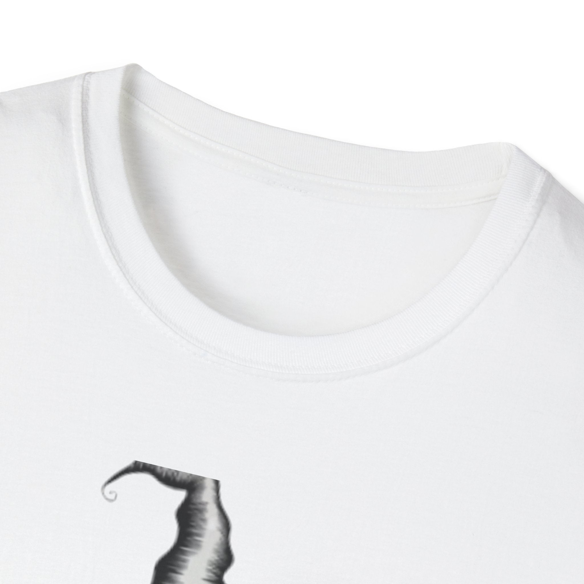 Yes I Can Drive a Stick โ Funny Halloween Witch T-Shirt | Unisex Casual Tee