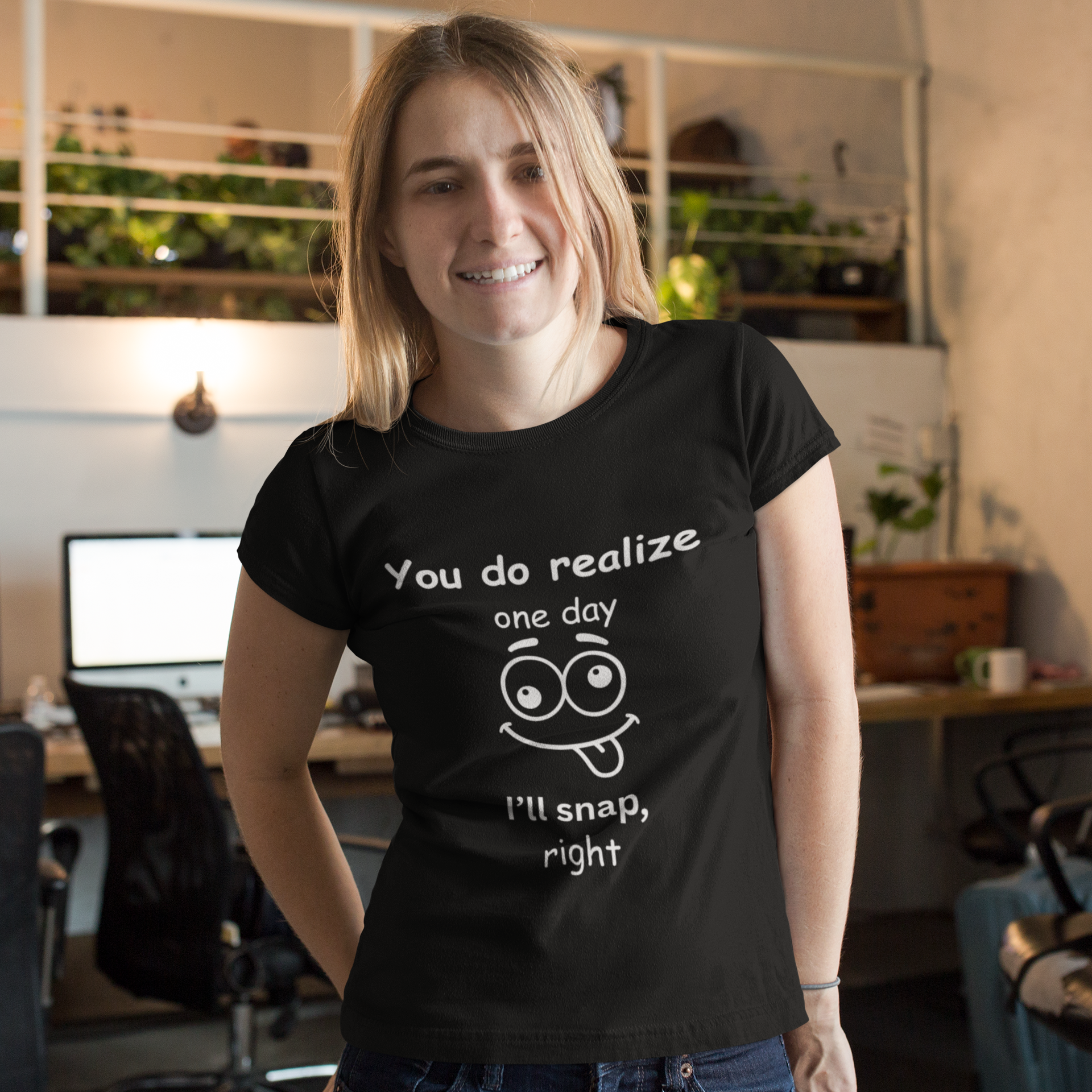 Funny “I’ll Snap” T-Shirt – Humorous Graphic Tee with Goofy Face