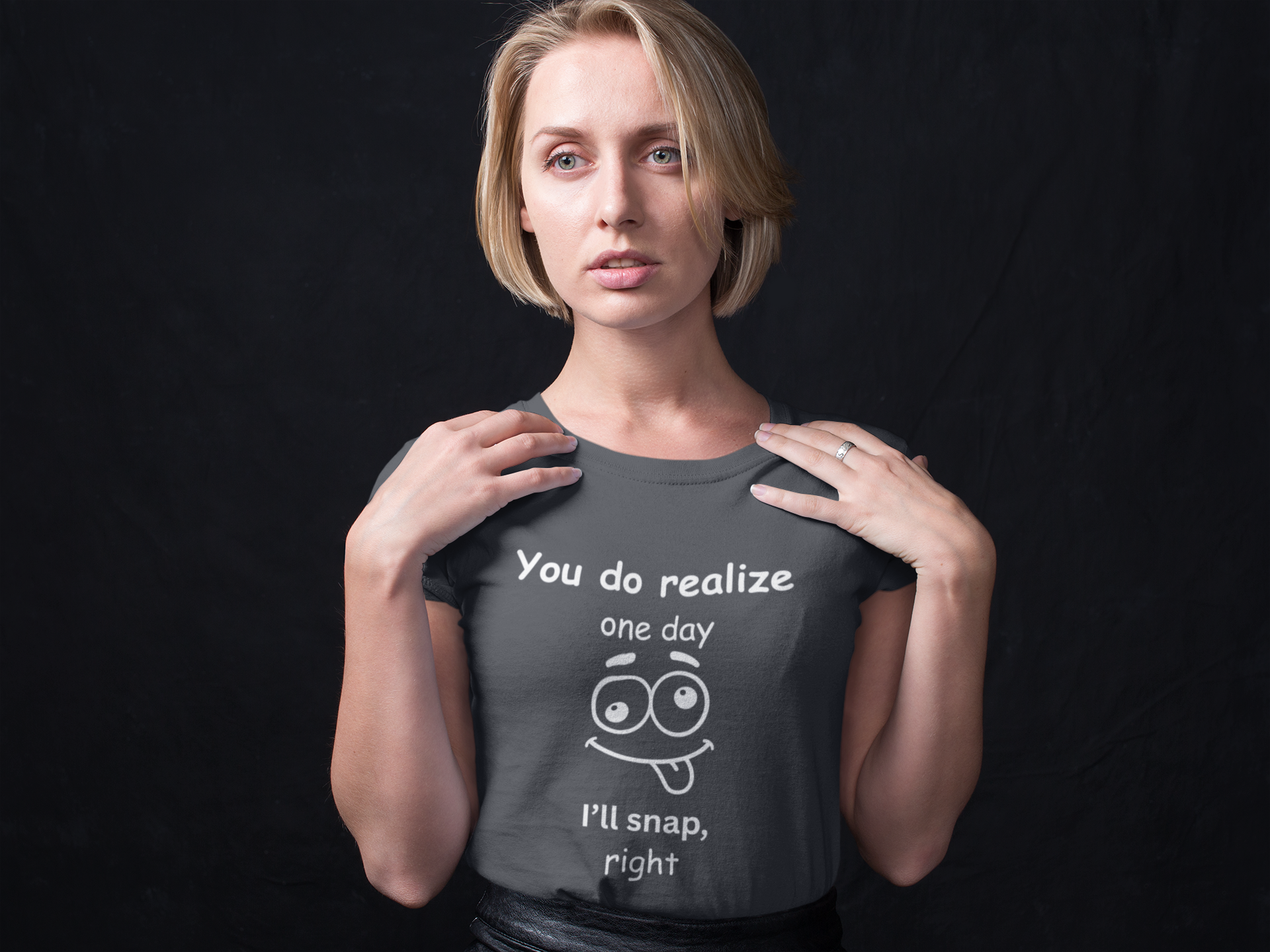 Funny “I’ll Snap” T-Shirt – Humorous Graphic Tee with Goofy Face