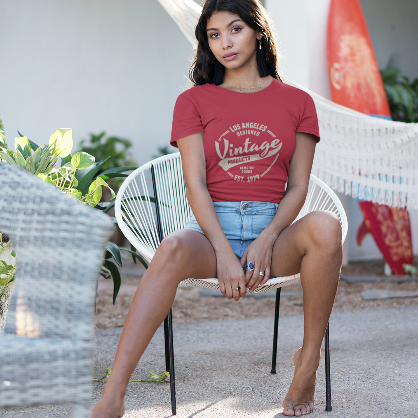 Vintage 1979 Los Angeles Designed T-Shirt - Retro Style Graphic Tee